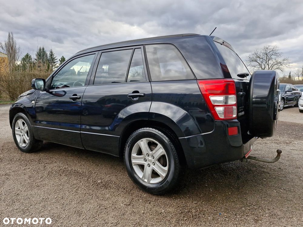 Suzuki Grand Vitara 1.9 DDiS Premium - 3