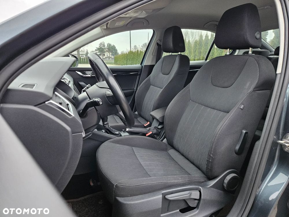 Skoda Octavia 1.5 TSI ACT Style DSG - 9