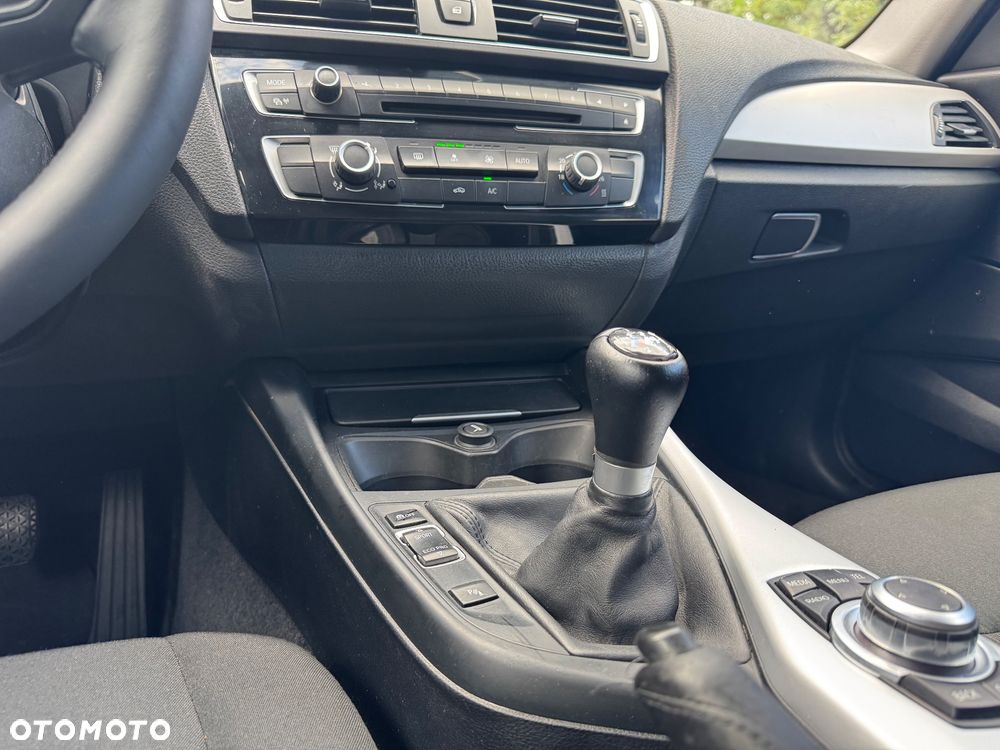 BMW Seria 1 116d EfficientDynamics Edition - 23