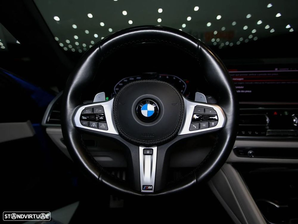 BMW X6 M50i Pack 50 anos - 17