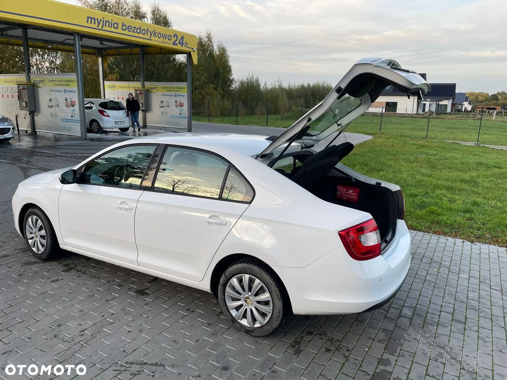 Skoda RAPID - 16