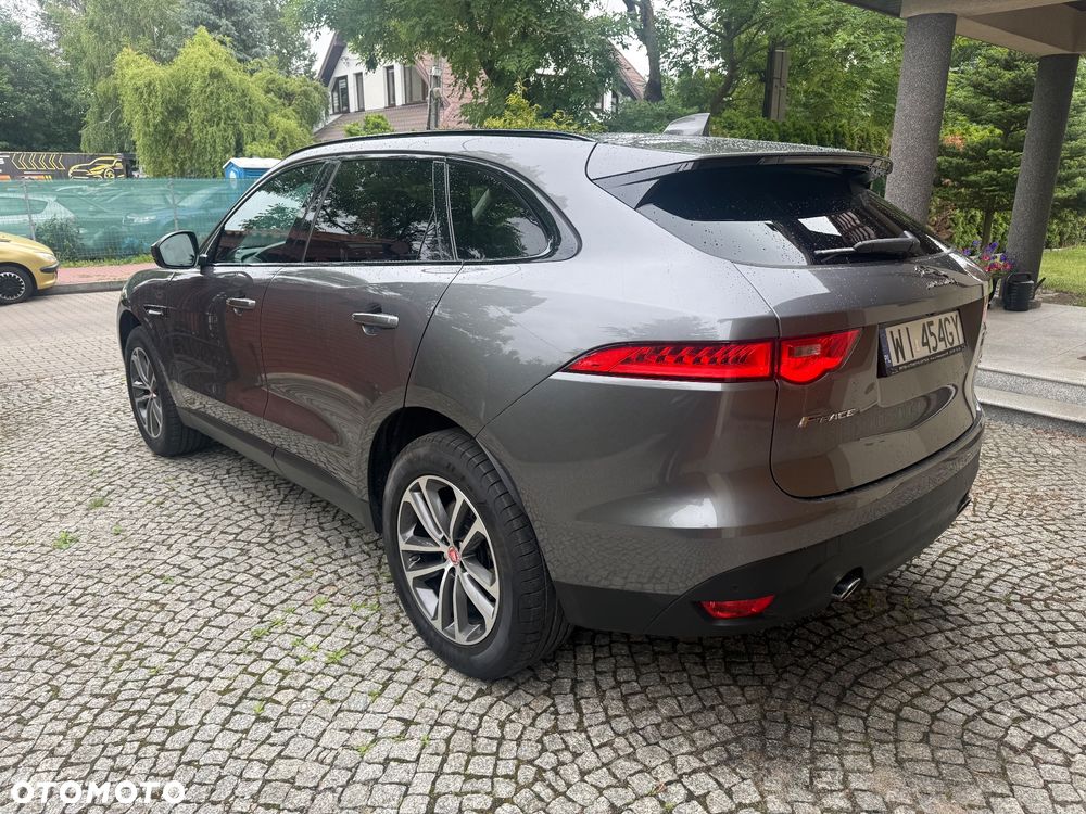 Jaguar F-Pace 2017 photo 5