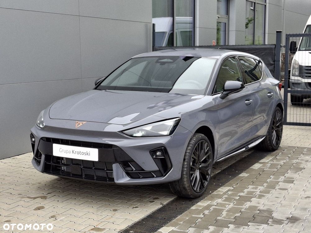 Cupra Leon 1.5 eTSI DSG - 4