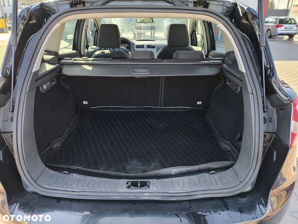 Ford Kuga 2.0 TDCi 4x4 Individual - 5