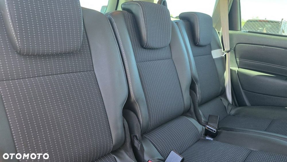 Renault Grand Scenic - 17