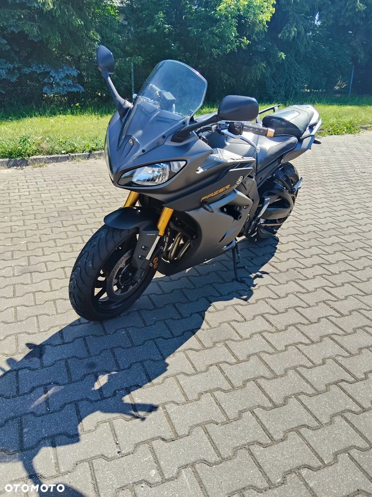 Yamaha FZ8 - 2