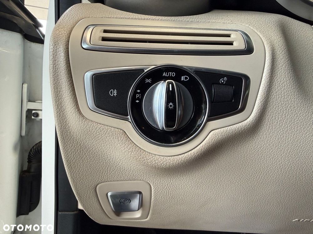 Mercedes-Benz Klasa C - 22