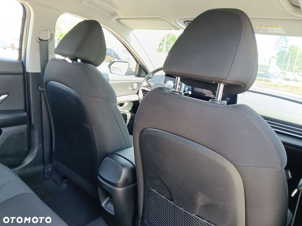 Hyundai Elantra 1.6 Smart - 12