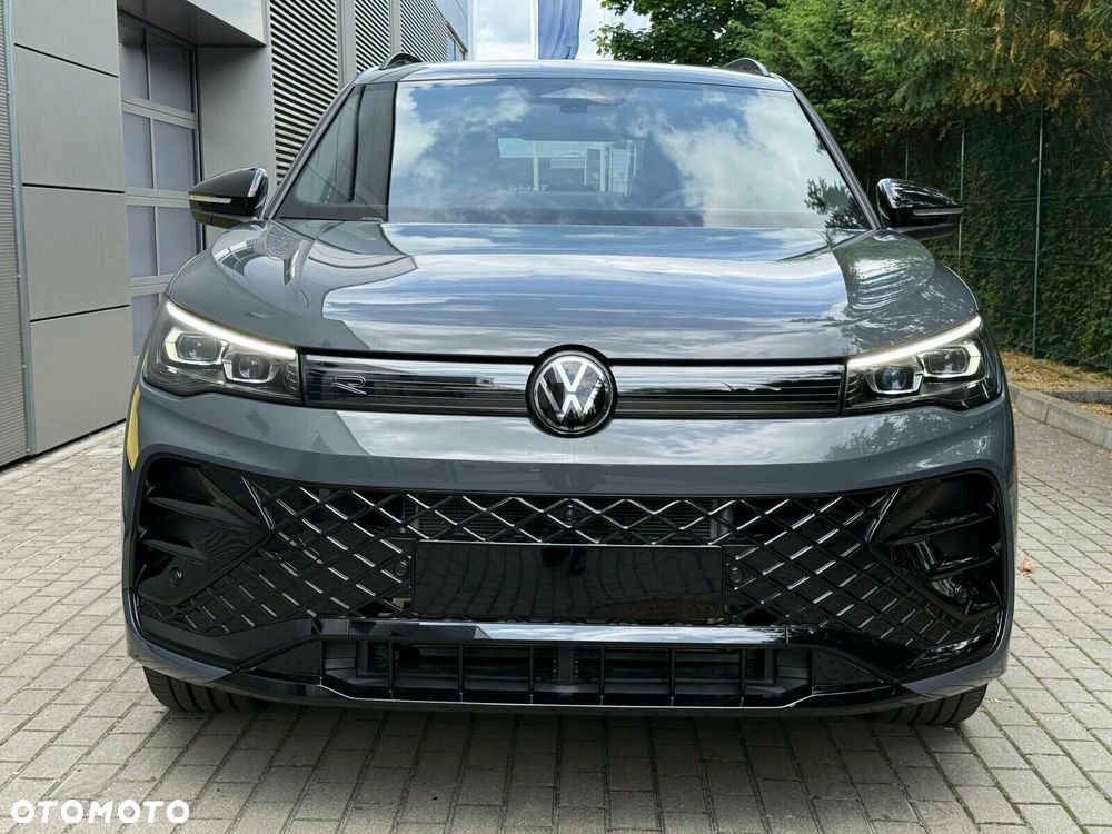 Volkswagen Tiguan - 8