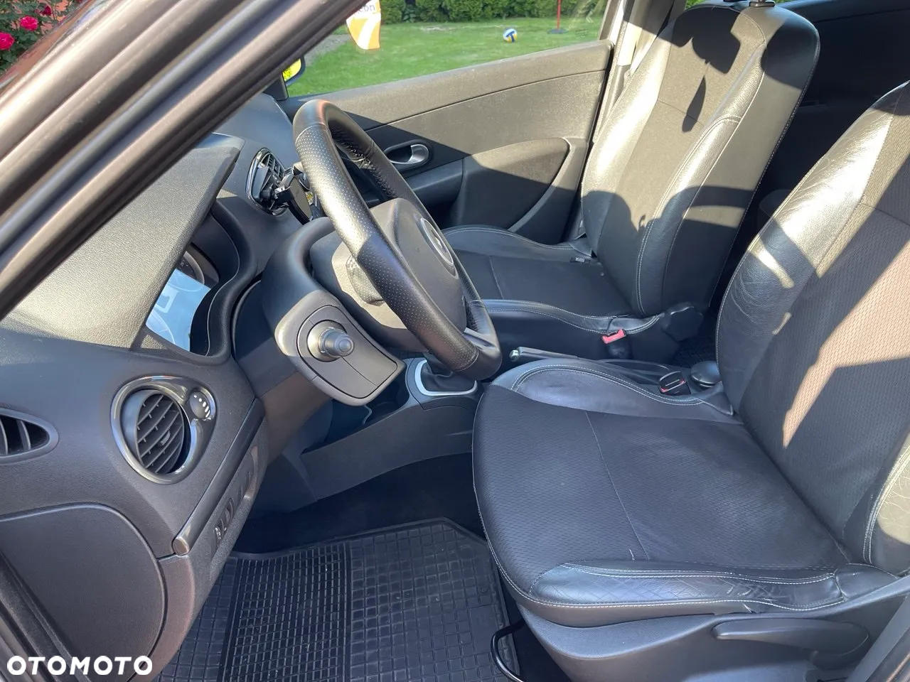 Renault Clio 1.5 dCi Extreme - 26