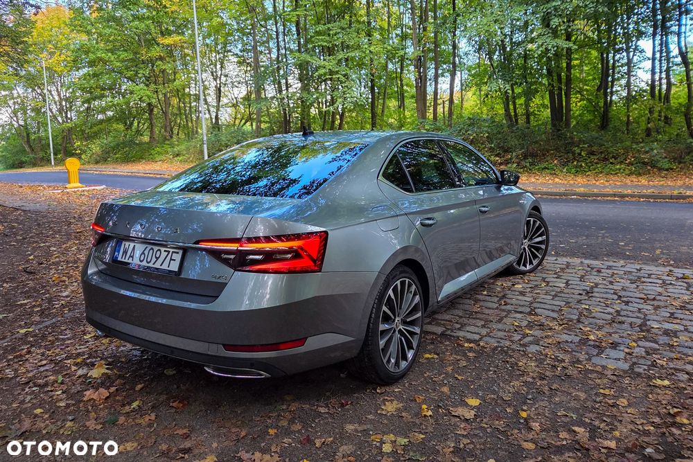 Skoda Superb 2.0 TDI SCR 4x4 L&K DSG - 3
