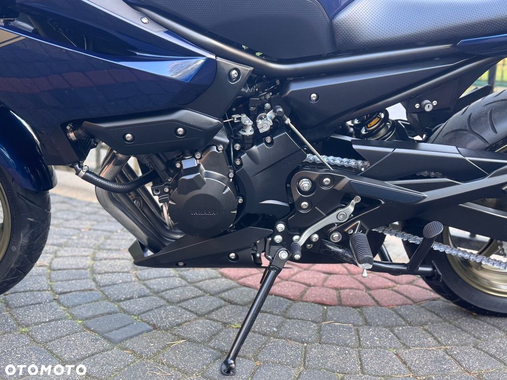 Yamaha XJ - 16