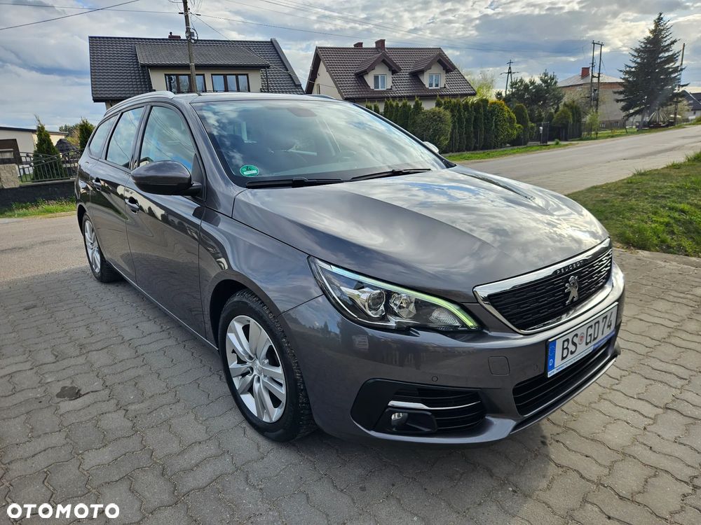 Peugeot 308 - 4