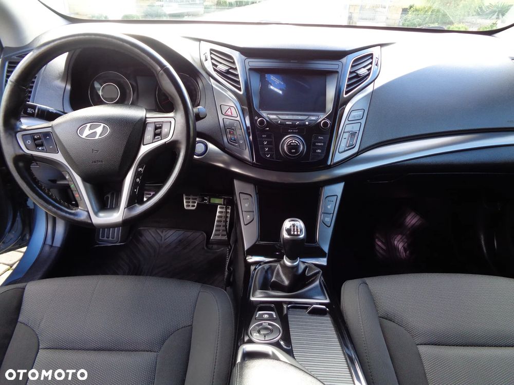 Hyundai i40 - 10