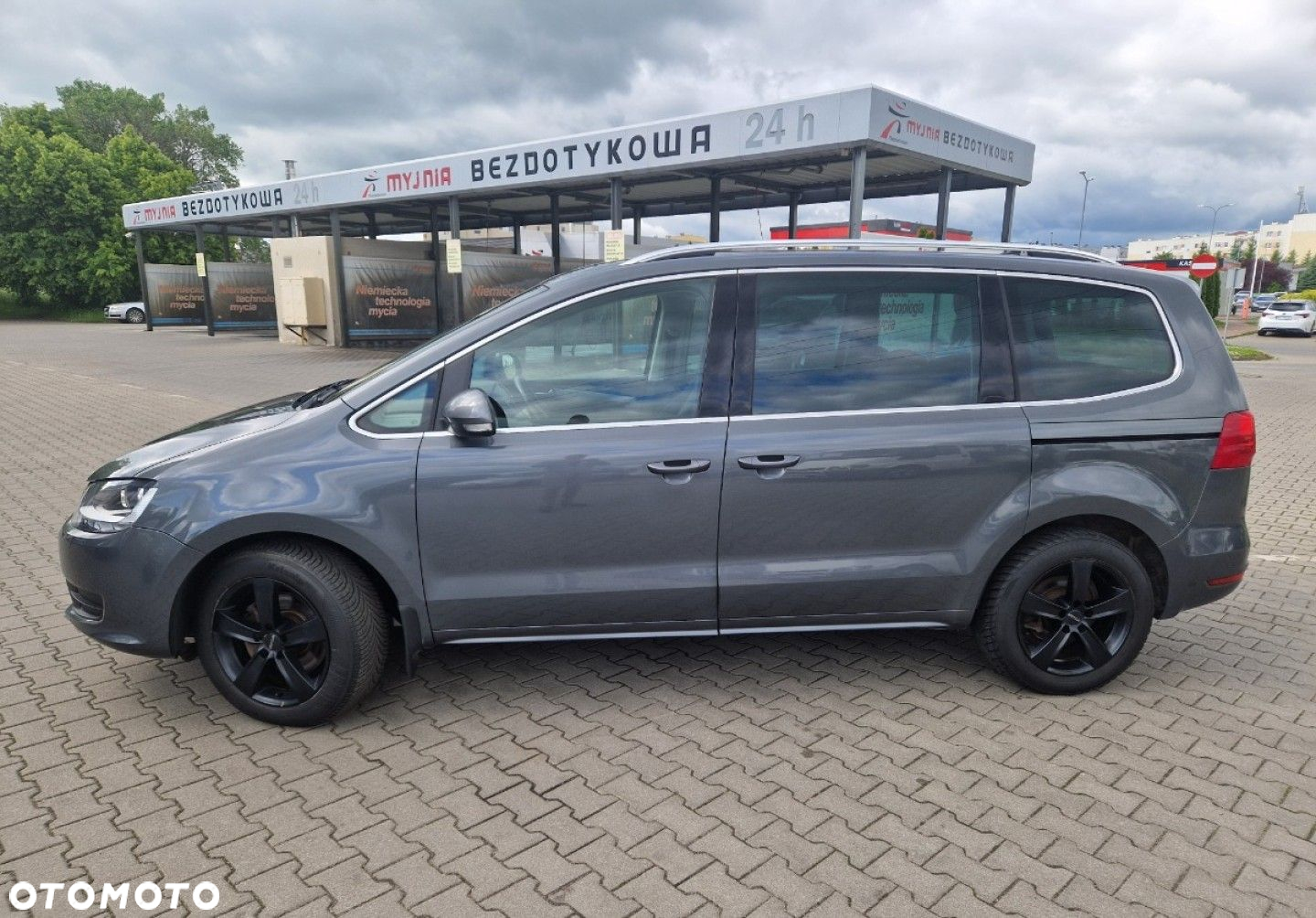 Volkswagen Sharan - 8