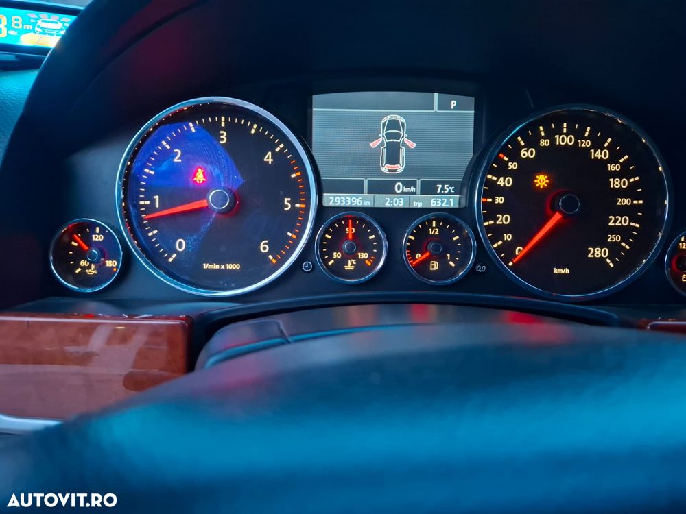 Volkswagen Touareg 3.0 V6 TDI DPF Automatik Expedition - 32