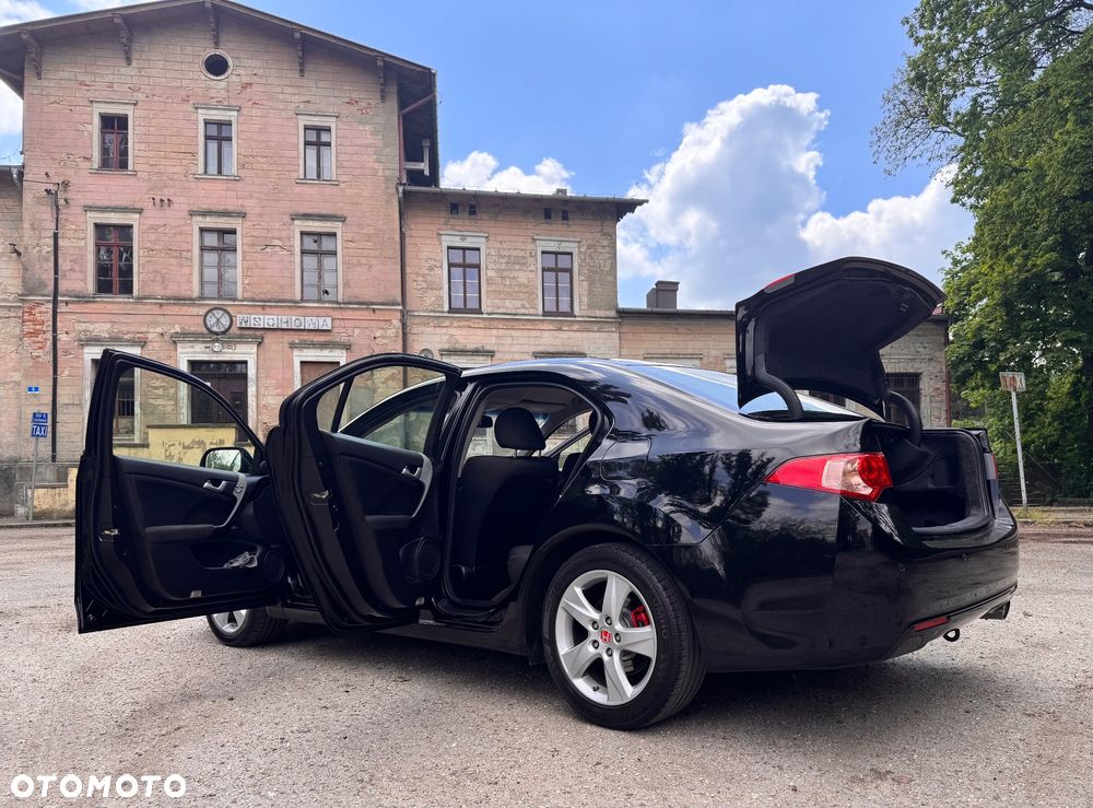 Honda Accord 2.0 Elegance 50 Jahre Edition - 14