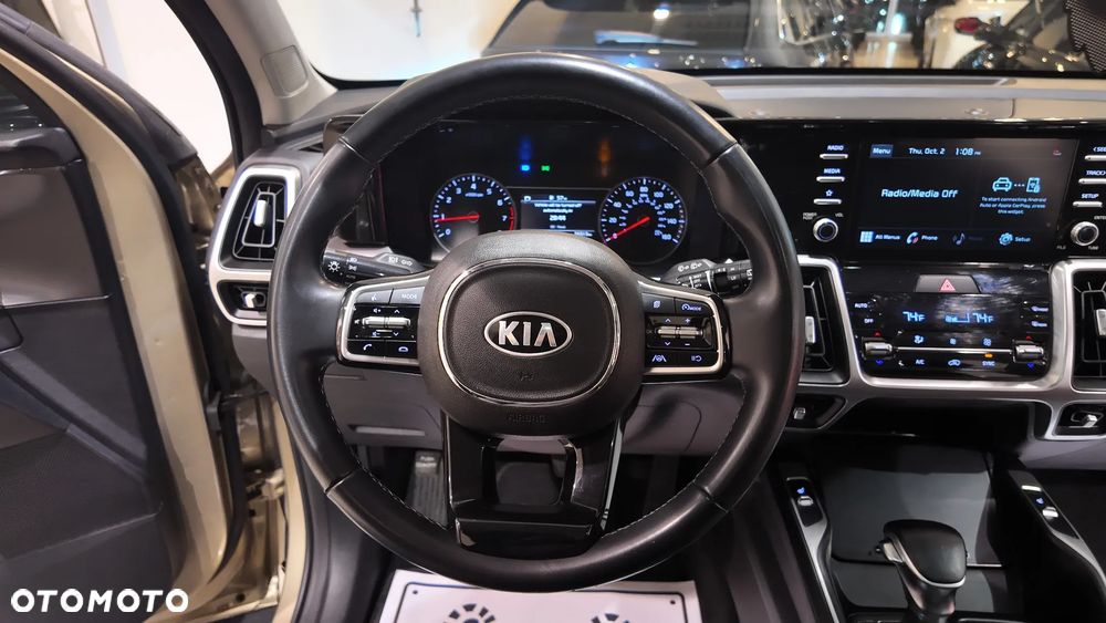 Kia Sorento - 25