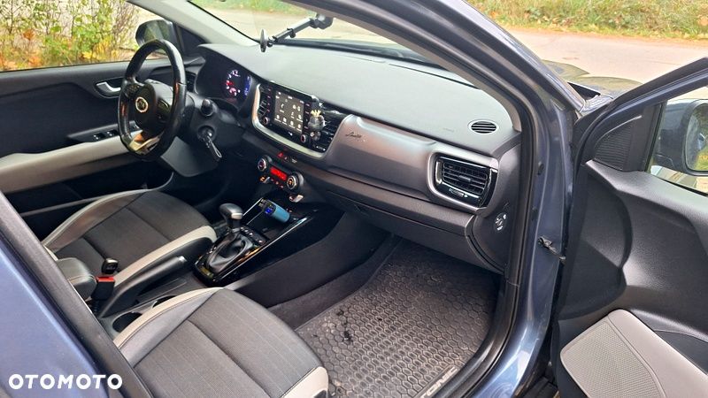 Kia Stonic 1.4 L - 23