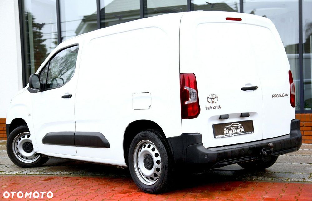 Toyota Proace City - 9