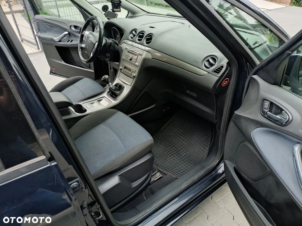 Ford S-Max 2.0 TDCi DPF Ambiente - 5