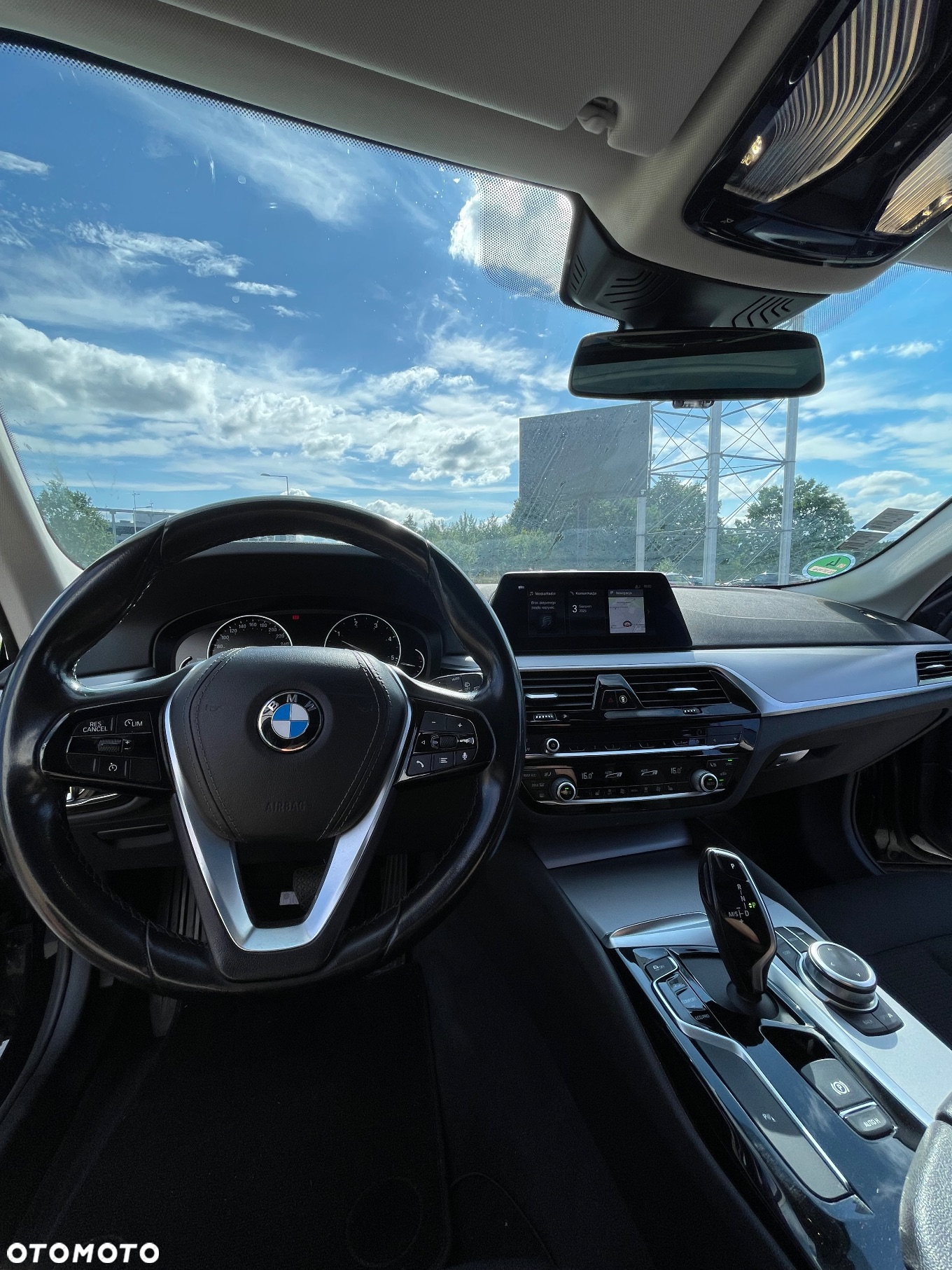 BMW Seria 5 520d Luxury Line - 14