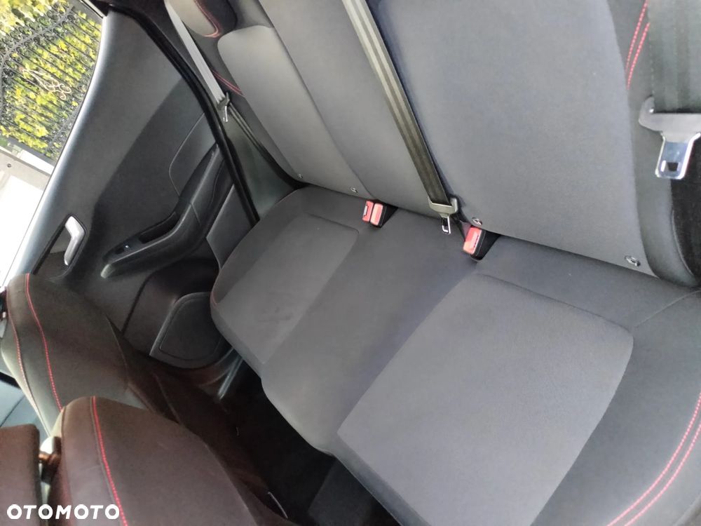 Ford Fiesta 1.0 EcoBoost S&S ST-LINE X - 20