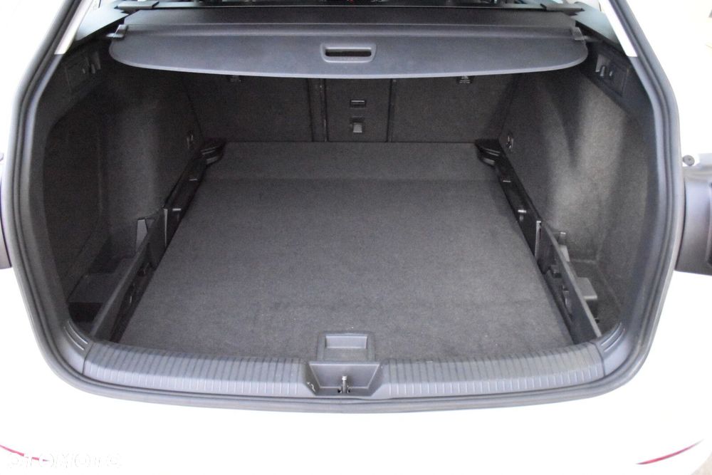 Volkswagen Golf Variant 2.0 TDI Life - 34