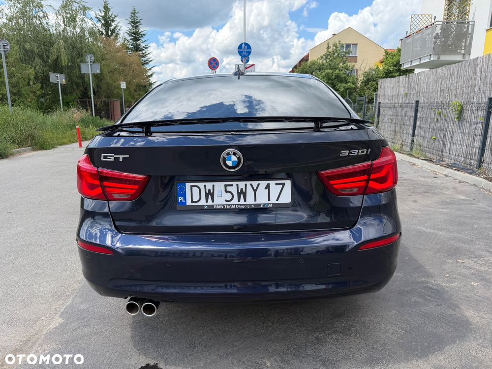 BMW 3GT 330i GPF Luxury Line - 14