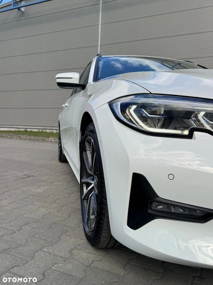 BMW Seria 3 - 26