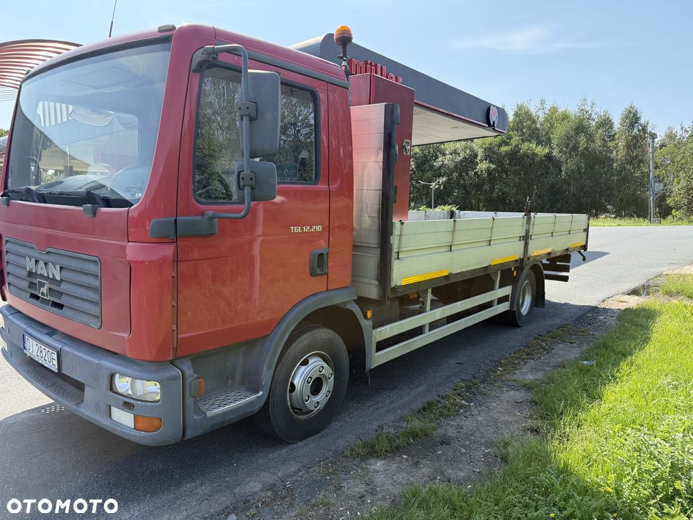 MAN TGL 12.210 - 1