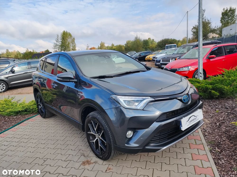 Toyota RAV4 - 7