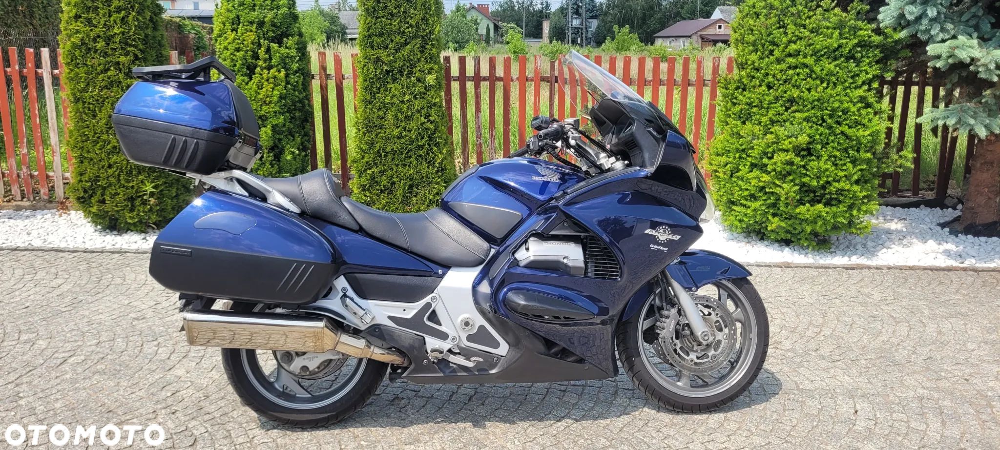Honda ST - 1