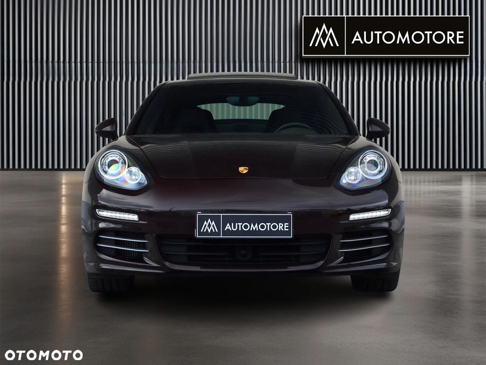 Porsche Panamera 4S - 4