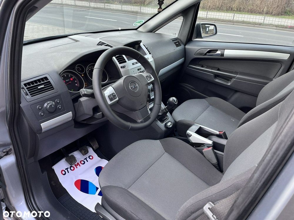 Opel Zafira 1.8 - 17