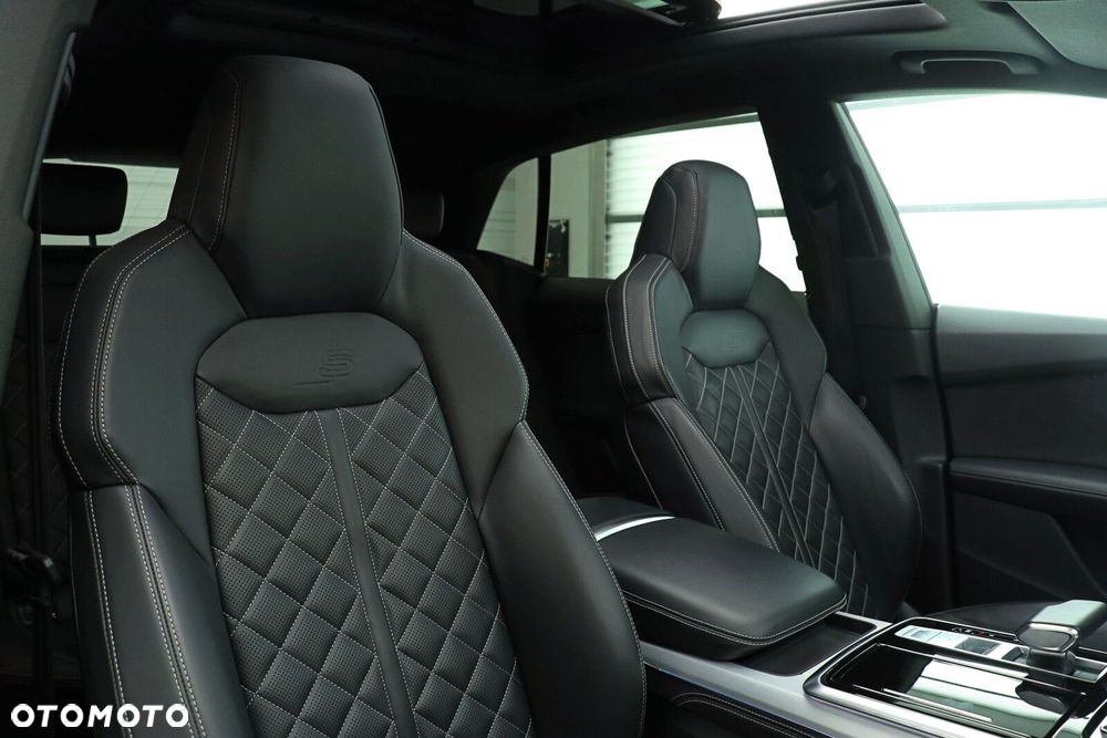 Audi Q8 - 15