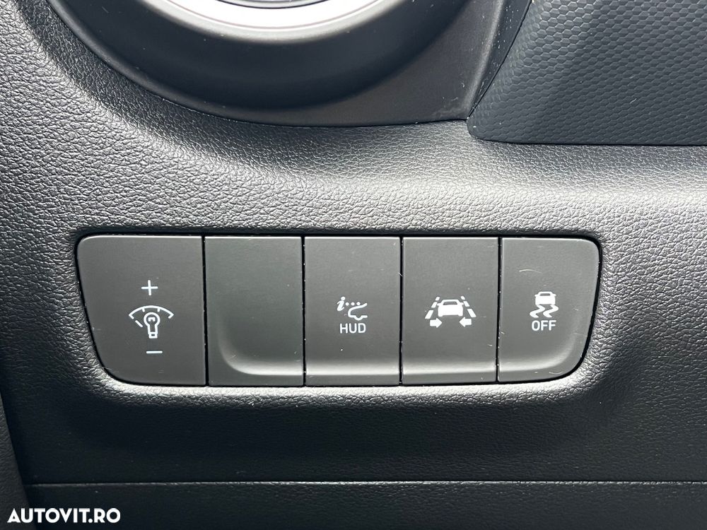 Hyundai KONA 1.6 T-GDI DCT Style - 12