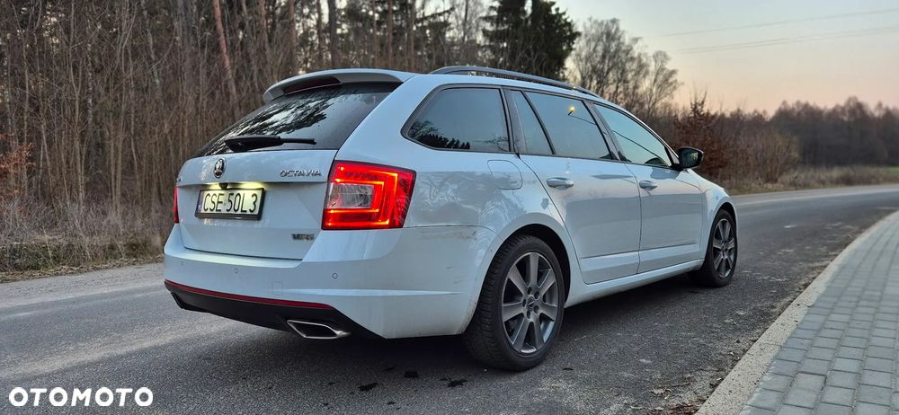 Skoda Octavia 2.0 TDI (Green tec) RS - 6