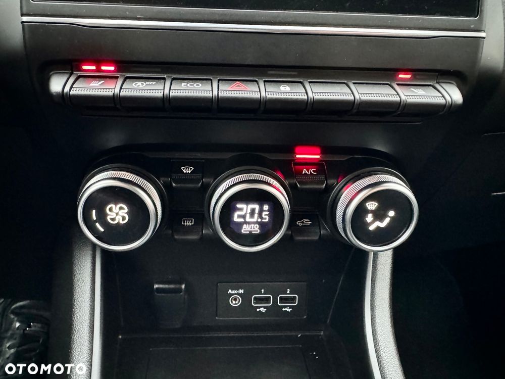 Renault Captur TCe 100 INTENS - 33