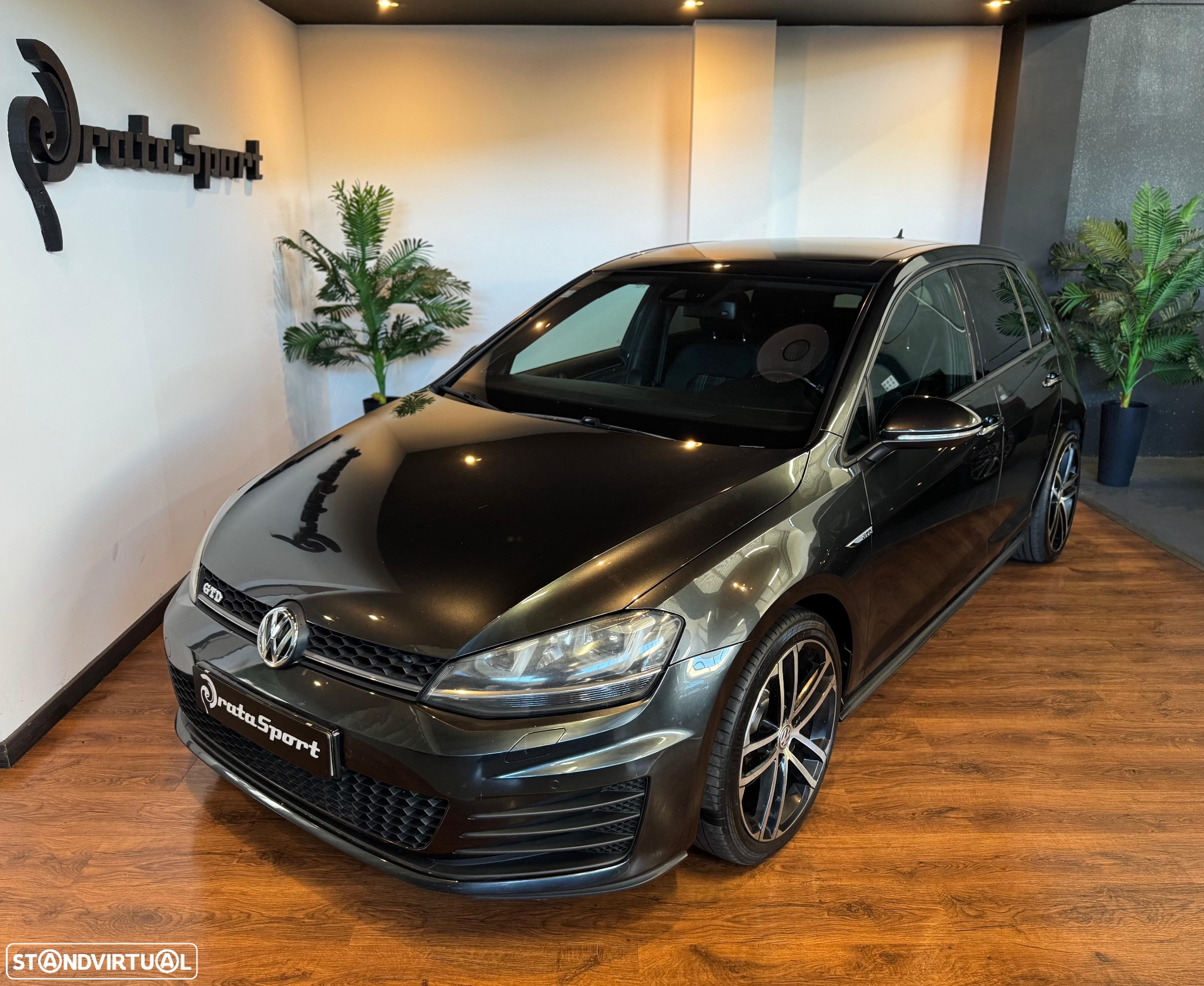 VW Golf 2.0 TDI GTD DSG - 3