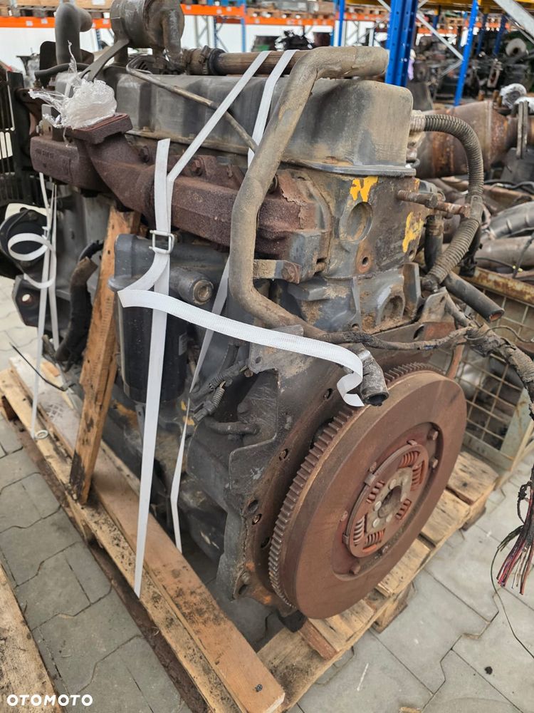 Silnik 675/TK New Holland TS115 - 11