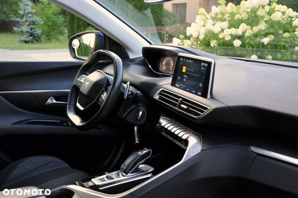 Peugeot 3008 - 18