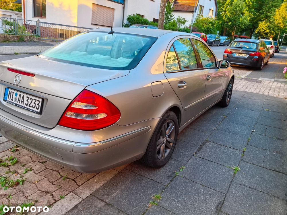 Mercedes-Benz Klasa E 200 Kompressor Elegance - 4