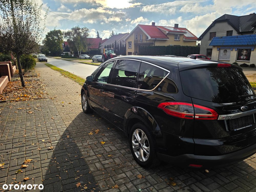 Ford S-Max 2011 photo 4