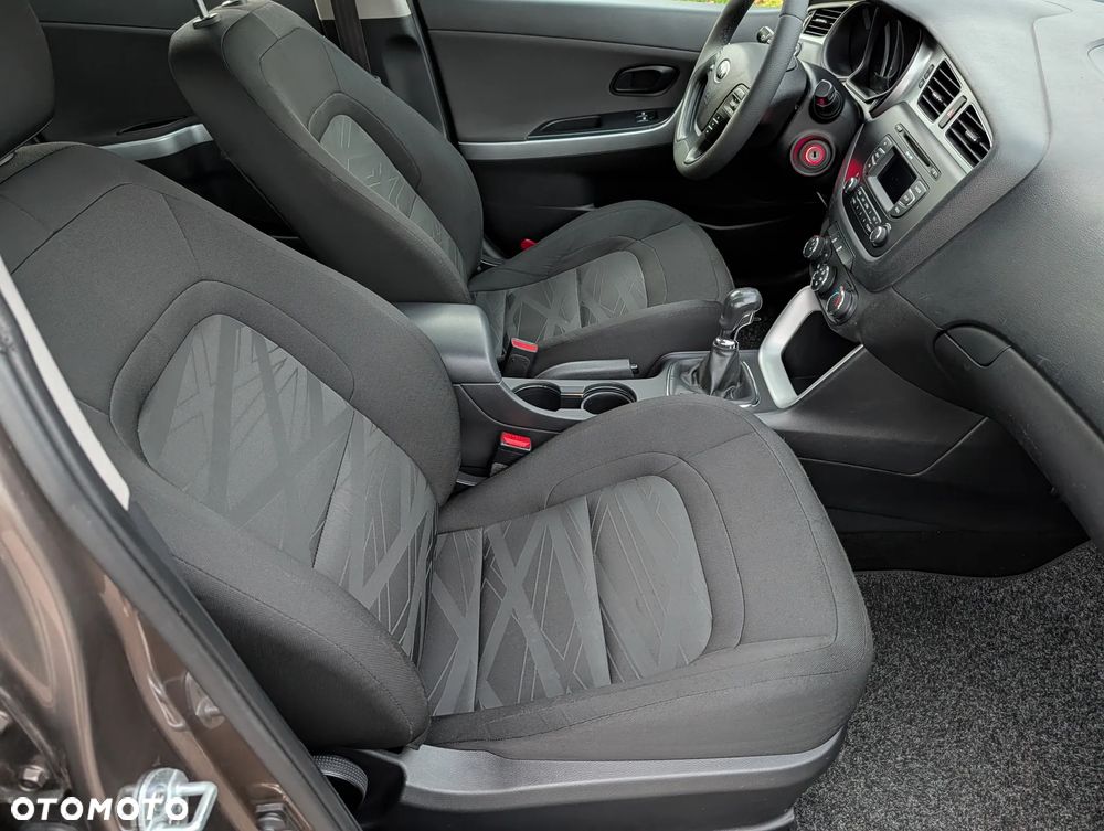 Kia Ceed 1.4 CVVT - 17