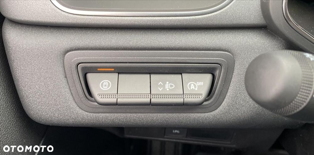 Renault Captur - 18