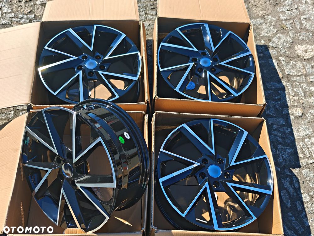 Felgi 5X114,3 7,5J 18 ET45 Hyundai I30 I40 KIA Stinger CEED PROCEED Mazda 3 6 CX30 - 1