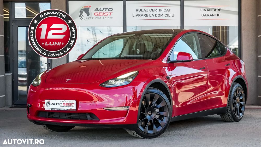 Tesla Model Y - 1