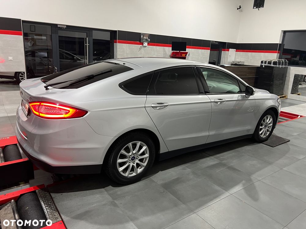 Ford Mondeo - 8
