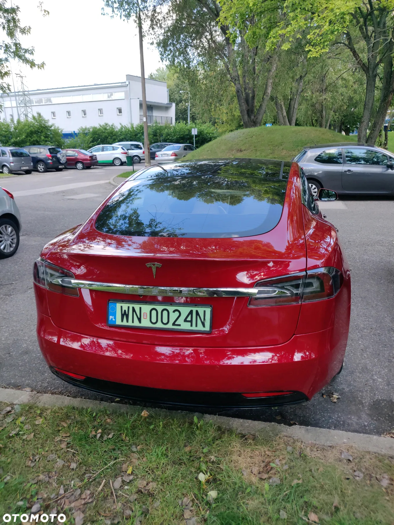 Tesla Model S Standard - 3